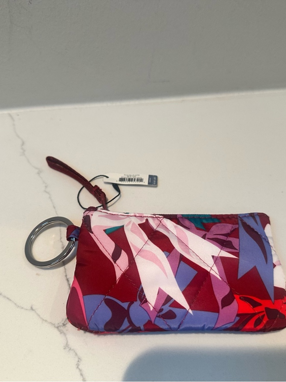 Vera Bradley  NWT Zip ID  Case - Floral Quilted in Bow Show print